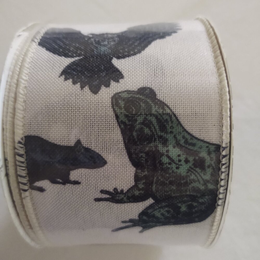 NWt Cbe Paperie Linen Halloween-Print Ribbon